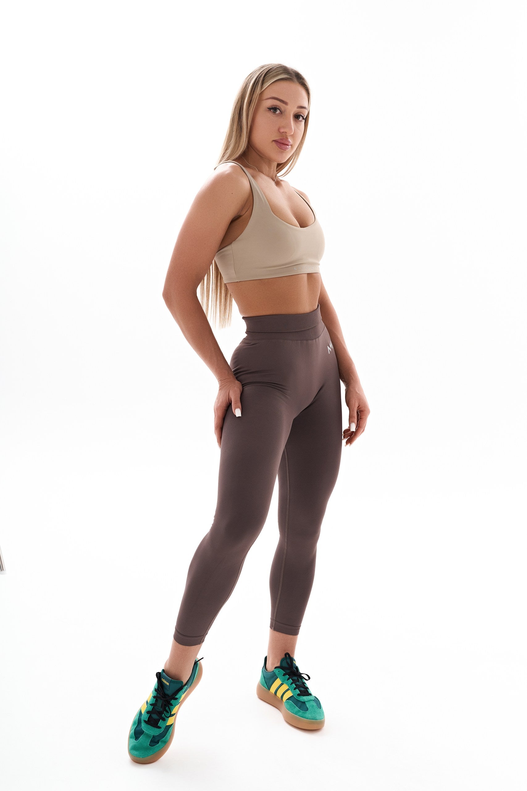 Leggings cu efect de strangere si talie inalta.Recomandam o marime mai mare. - NICK&MAX